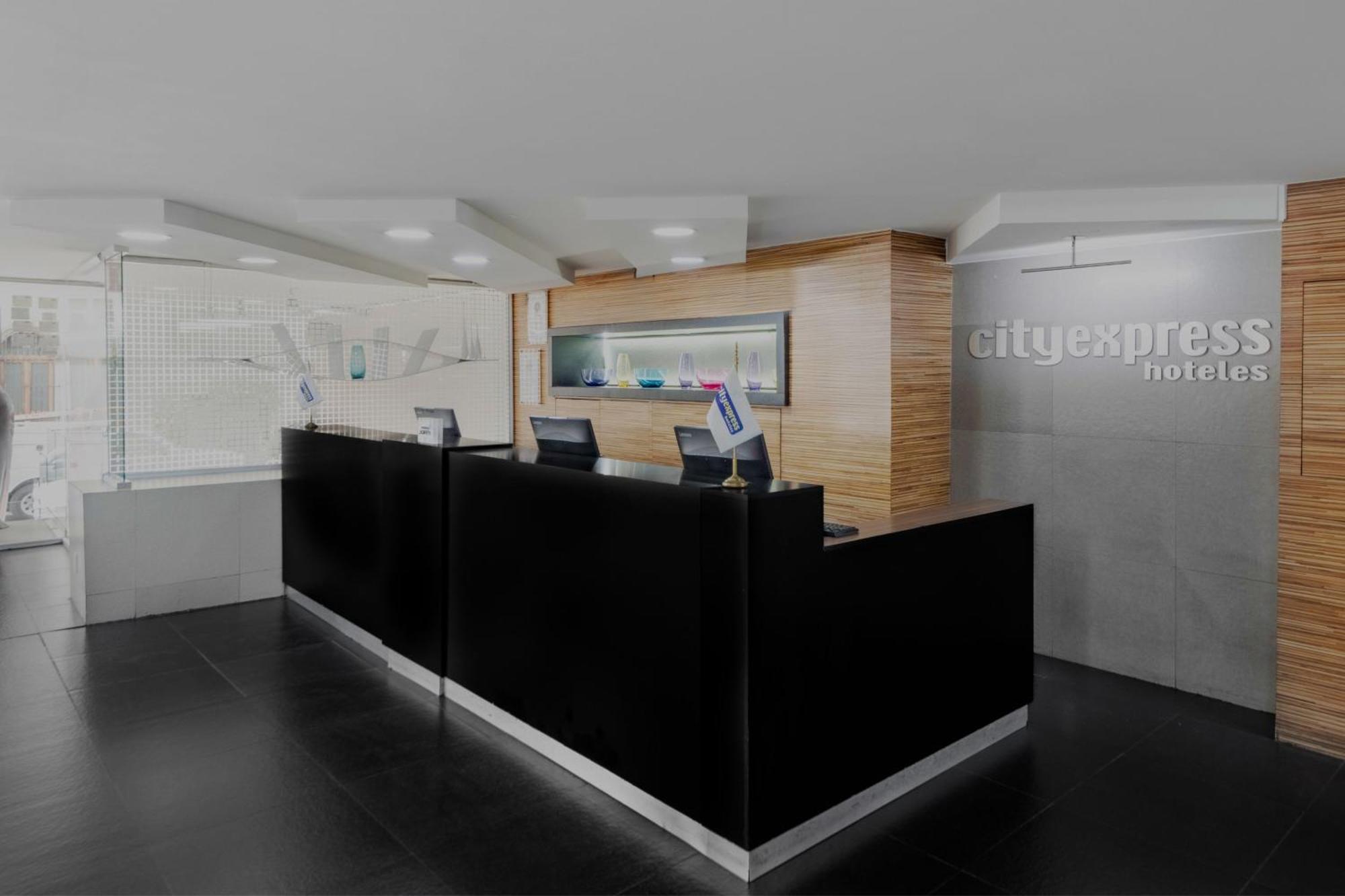 City Express By Marriott Ciudad De Mexico Alameda Exterior photo